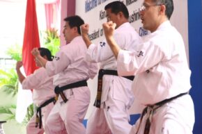 normal_shihan_peter_chong_kancho_shokei-matsui_shihan_yuzo_goda_shihan_katsuhito_gorai